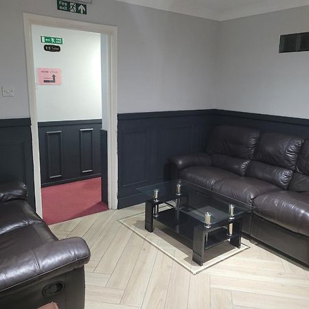 The Gatwick White House Hotel Horley Exteriör bild