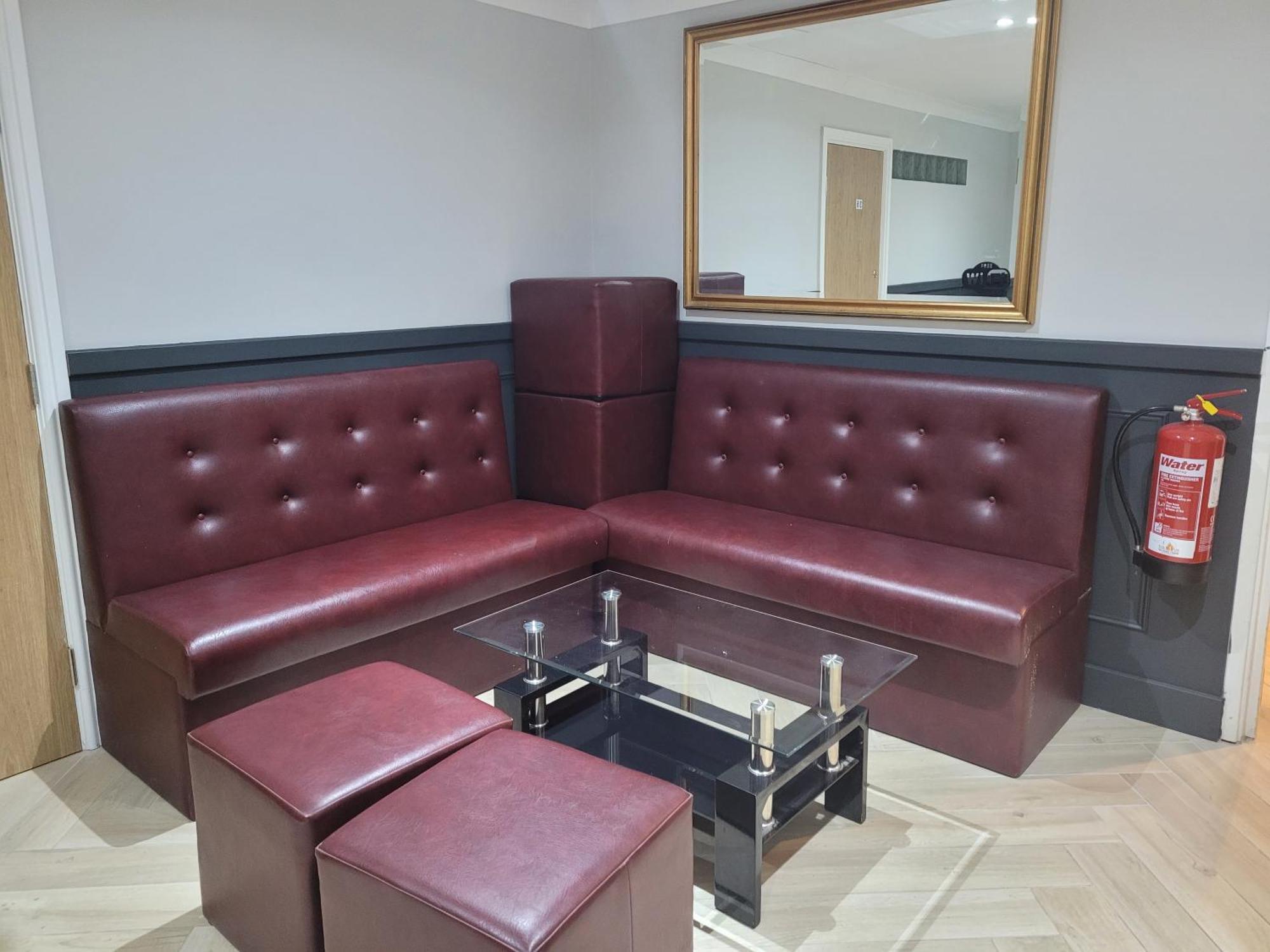 The Gatwick White House Hotel Horley Exteriör bild